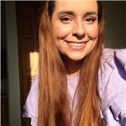 Profesora de inglés, graduada como normalista superior y dispuesta a enseñarte lo mejor de este idioma mientras te diviertes y jue